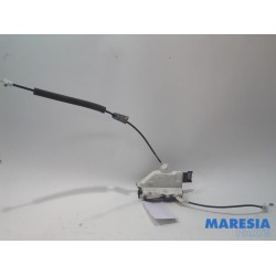Peugeot - 5008 - Front door lock mechanism 4-door, right