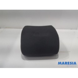 Peugeot - 5008 - Headrest