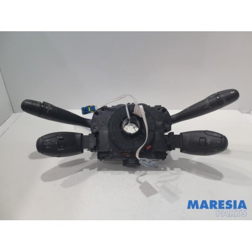 Peugeot - 308 - Steering column stalk