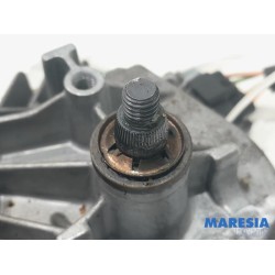 Peugeot - 308 - Front wiper motor