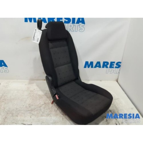 Peugeot - 307 - Rear seat