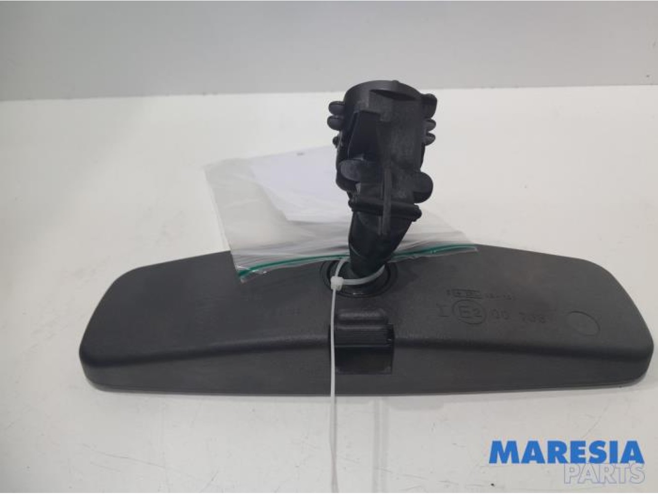 Citroen - C4 Cactus - Rear view mirror