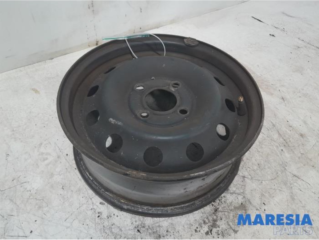 Renault - Twingo - Wheel