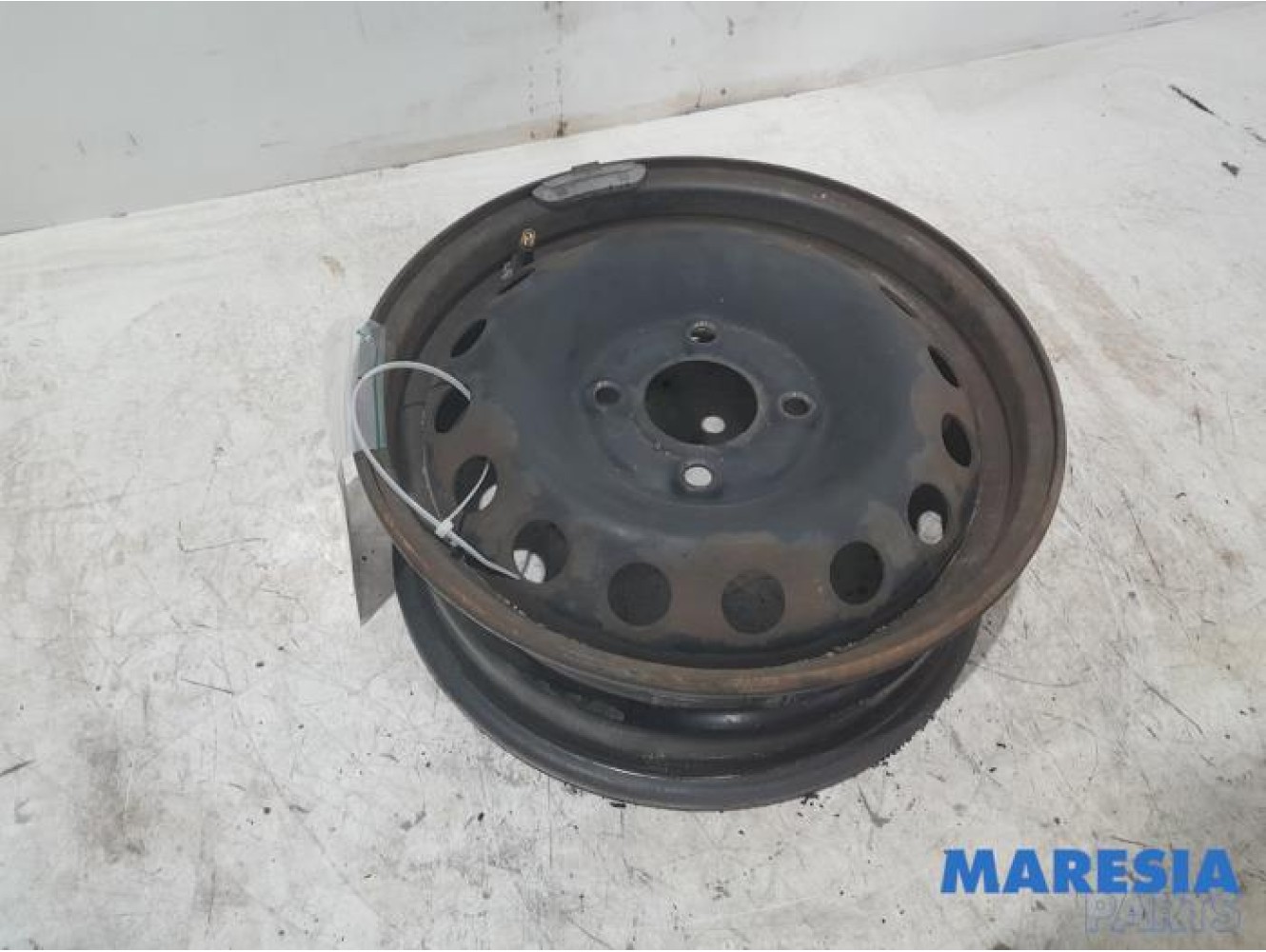 Renault - Twingo - Wheel