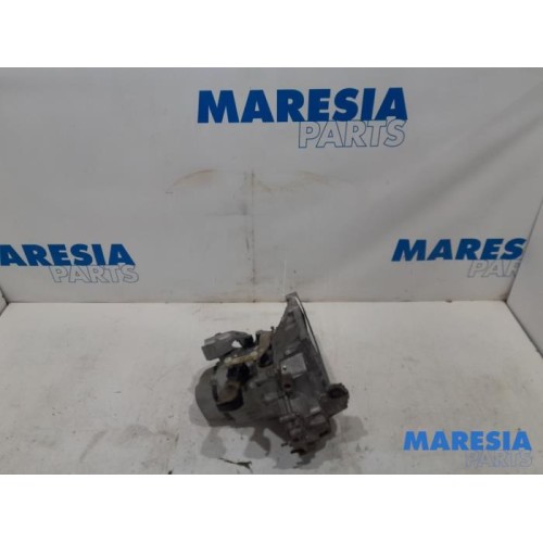 Peugeot - 208 - Gearbox