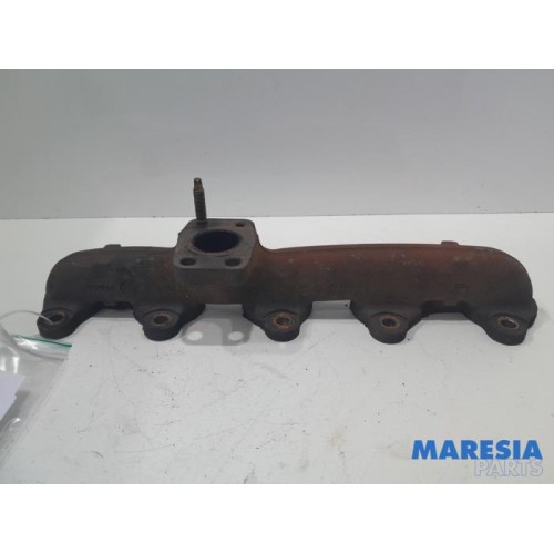 Peugeot - 308 - Exhaust manifold