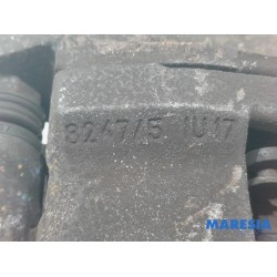 Renault - Twingo - Front brake calliper, right