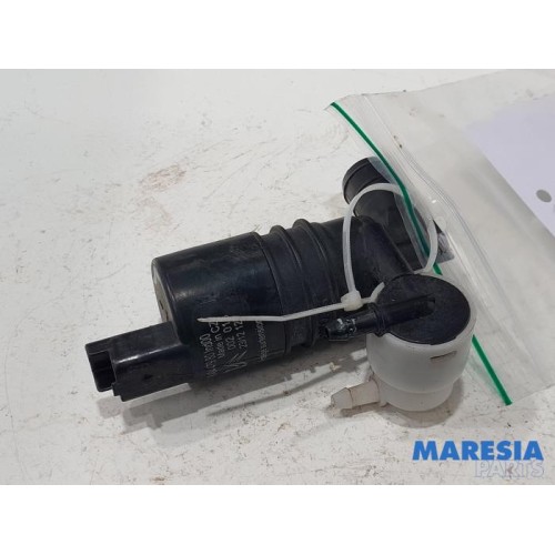 Peugeot - 5008 - Scheibensprüherpumpe vorne