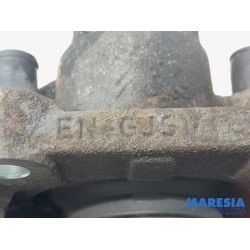 Peugeot - 5008 - Bremszange links vorne