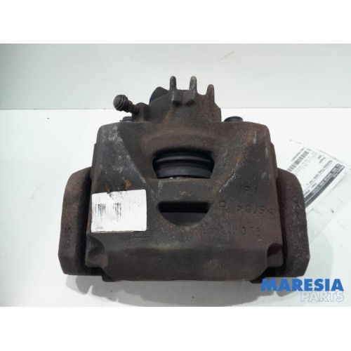 Peugeot - 5008 - Front brake calliper, right