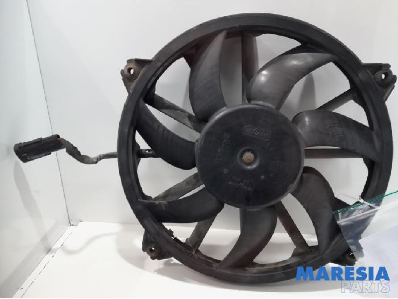 Peugeot - 5008 - Fan motor