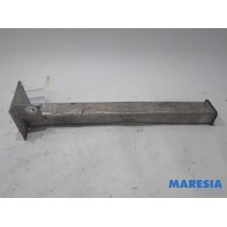 Peugeot - 5008 - Subframe