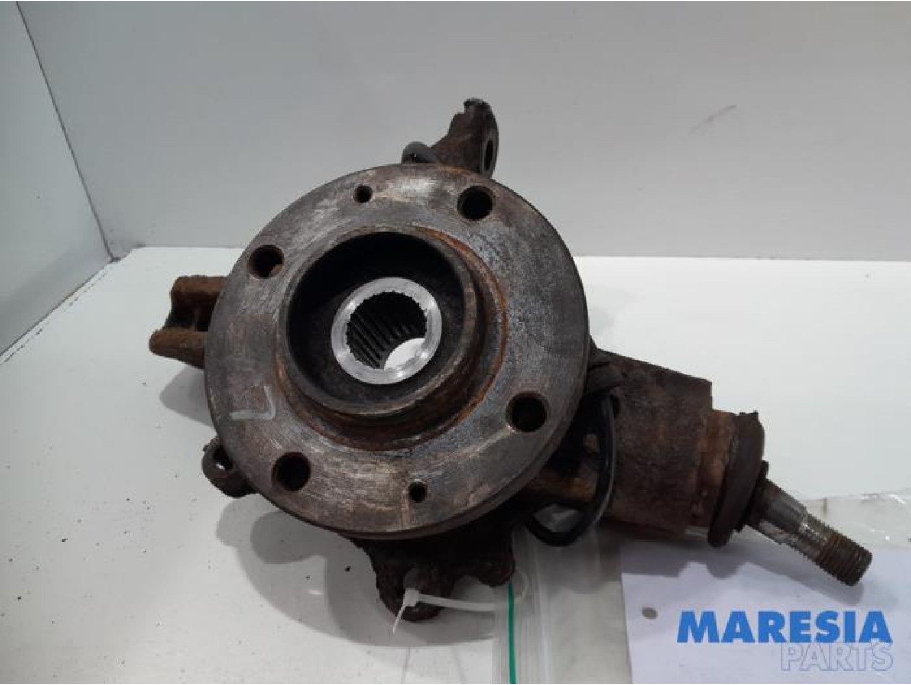 Peugeot - 307 - Fusee links-voor