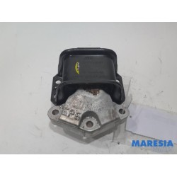 Peugeot - 308 - Engine mount