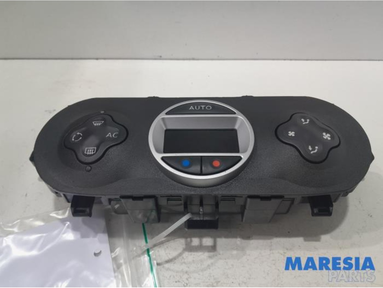 Renault - Twingo - Heater control panel