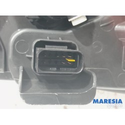 Peugeot - 208 - Koplamp links