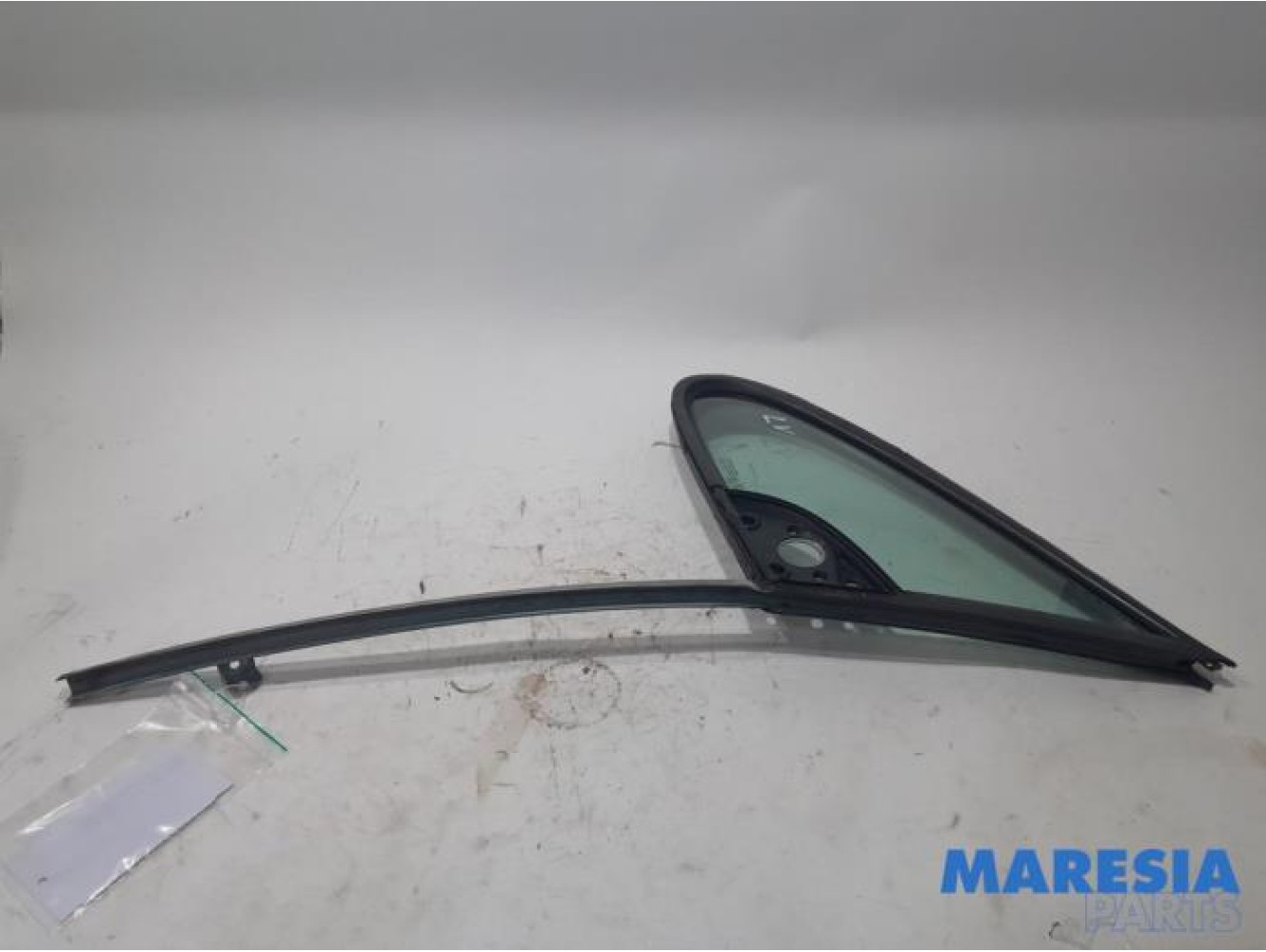 Peugeot - 307 - Quarter light, front left