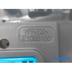 Peugeot - 208 - Heater control panel