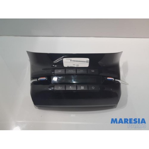 Peugeot - 208 - Heater control panel