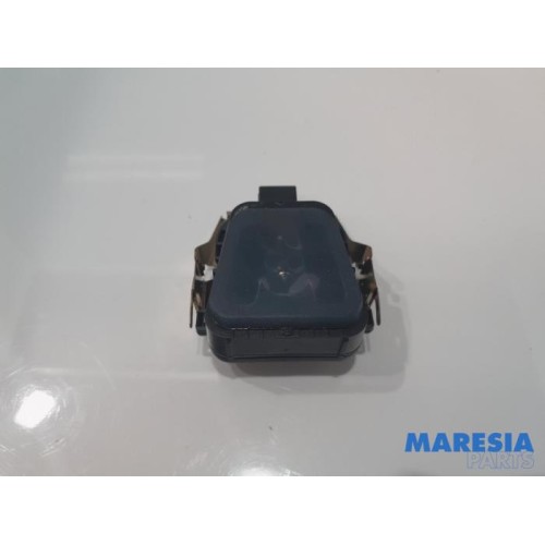 Peugeot - 208 - Rain sensor