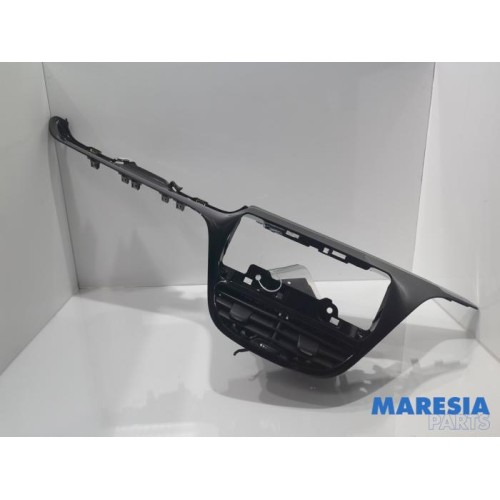 Peugeot - 208 - Dashboard part