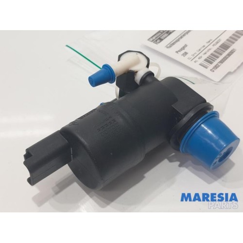 Peugeot - 208 - Scheibensprüherpumpe vorne