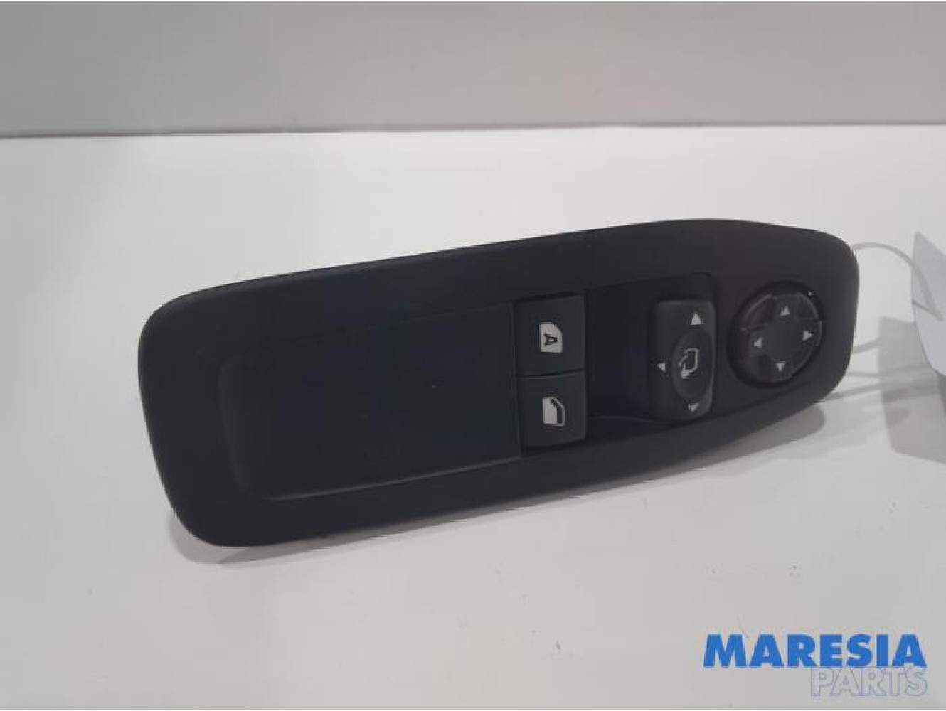 Peugeot - 208 - Multi-functional window switch