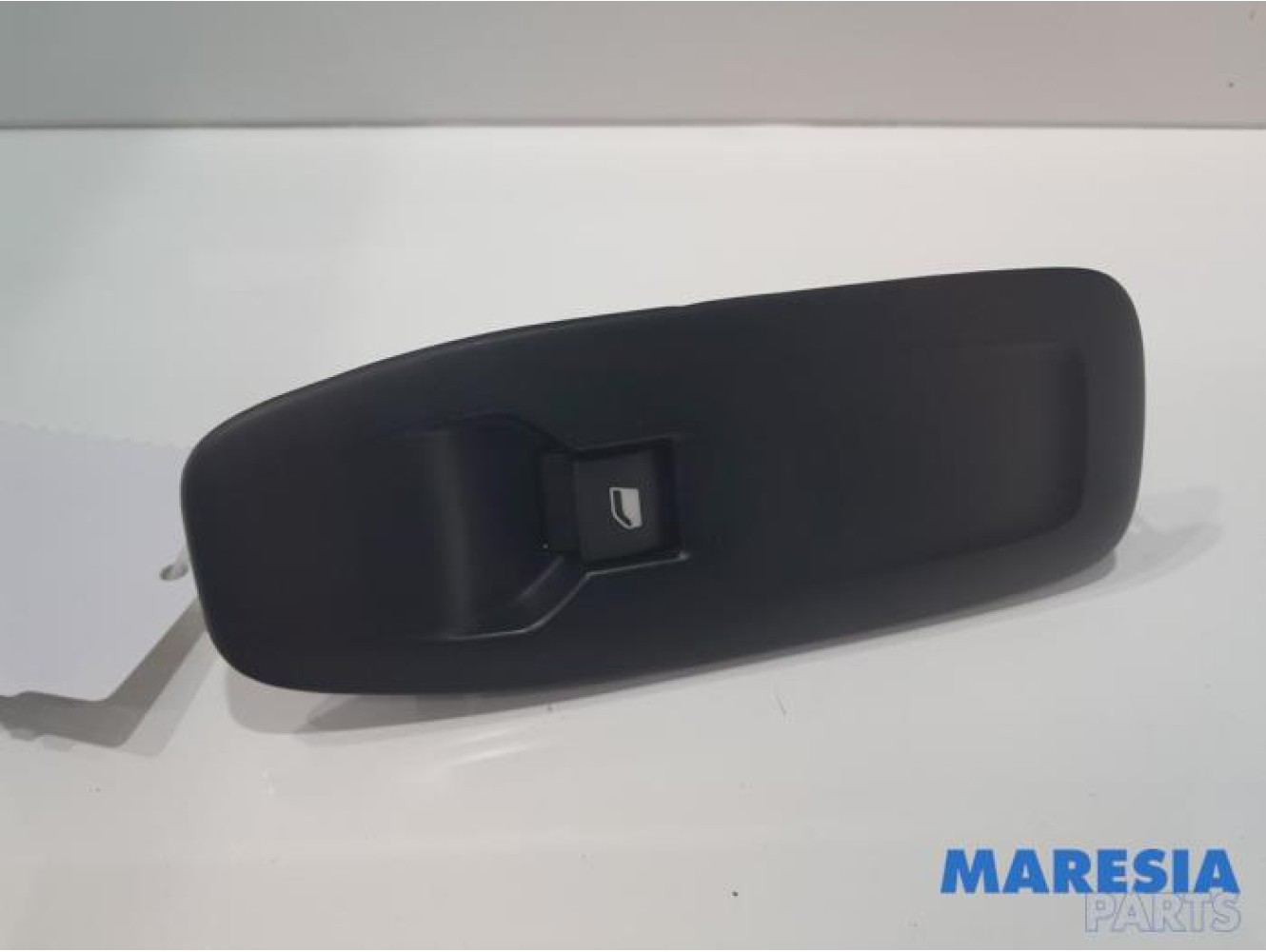 Peugeot - 208 - Electric window switch