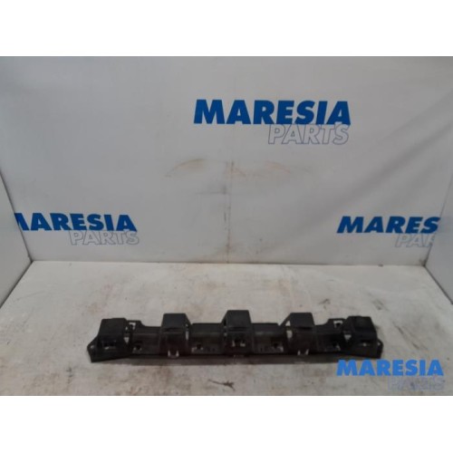 Citroen - C5 - Bumperframe achter