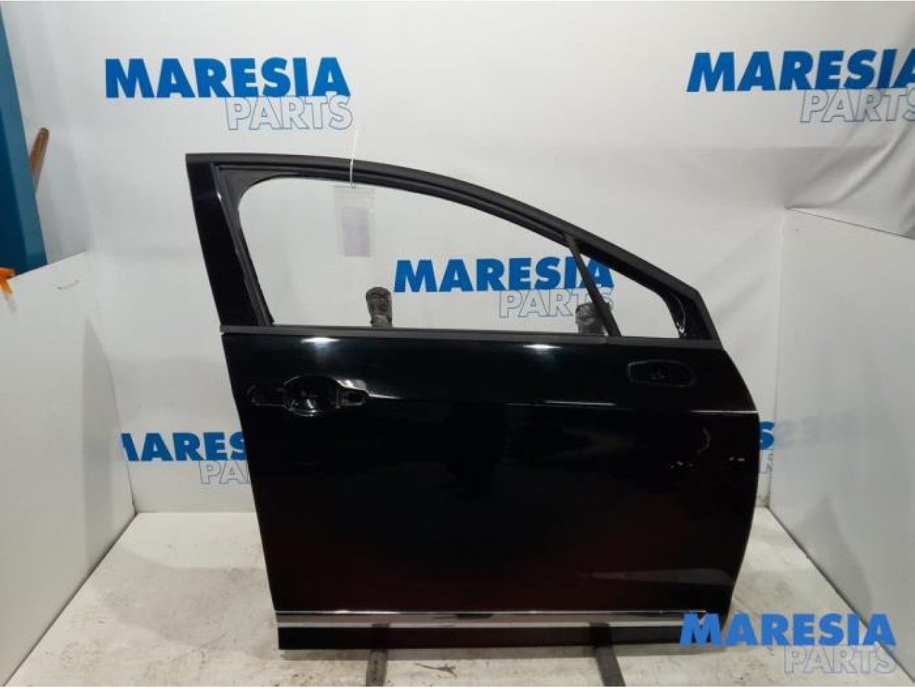 Citroen - C5 - Front door 4-door, right