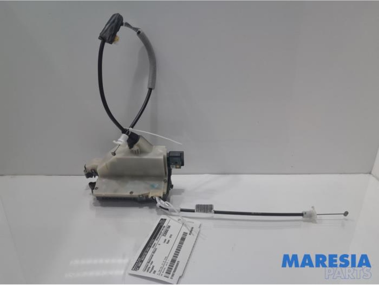 Peugeot - 208 - Front door lock mechanism 4-door, right