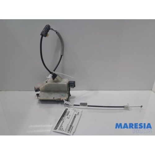 Peugeot - 208 - Front door lock mechanism 4-door, right