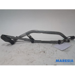 Peugeot - 207 - Wiper mechanism