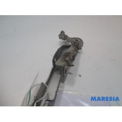 Peugeot - 207 - Motorhaube Scharnier