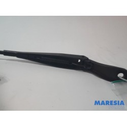 Peugeot - 207 - Front wiper arm