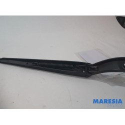 Peugeot - 207 - Front wiper arm