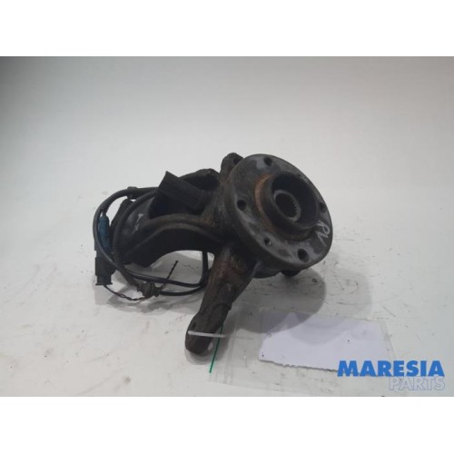Peugeot - 207 - Knuckle, front right