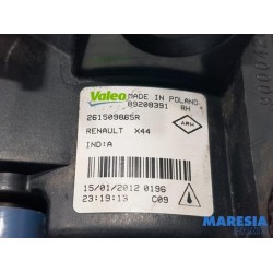 Renault - Twingo - Nebelscheinwerfer rechts vorne
