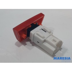 Citroen - C1 - Panic lighting switch