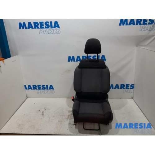 Citroen - C3 - Stoel links