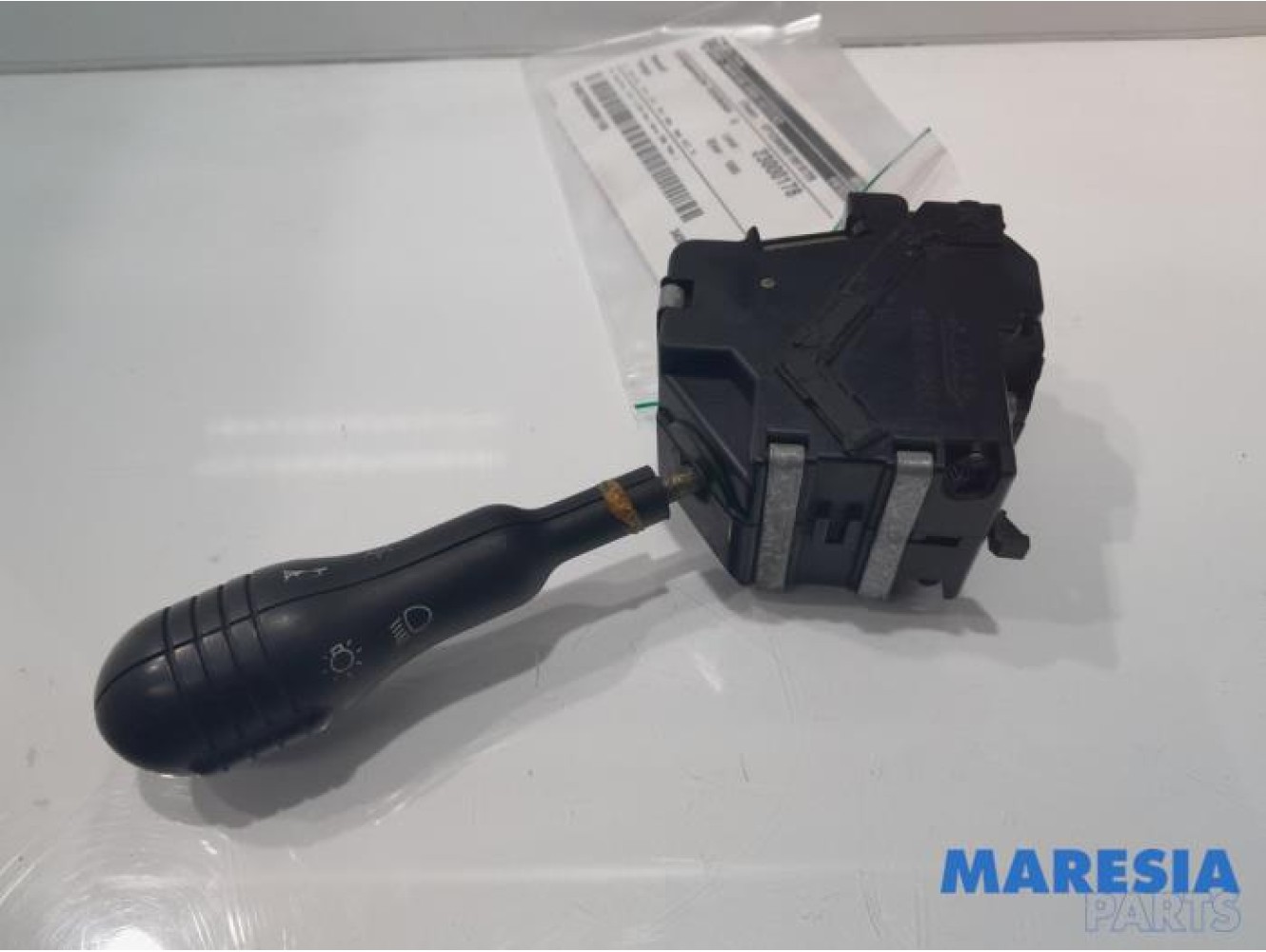 Renault - Twingo - Indicator switch