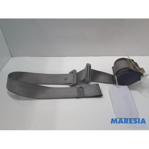 Renault - Twingo - Front seatbelt, right