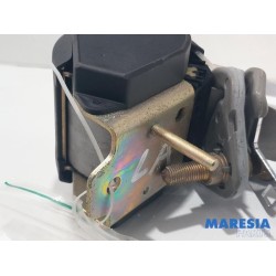 Renault - Twingo - Sicherheitsgurt links hinten