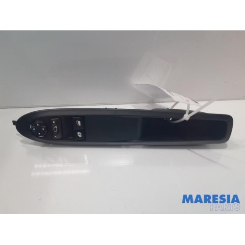 Citroen - DS3 - Multi-functional window switch