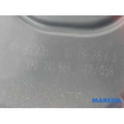 Peugeot - 308 - Front wiper motor