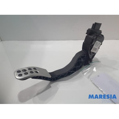 Citroen - DS3 - Accelerator pedal