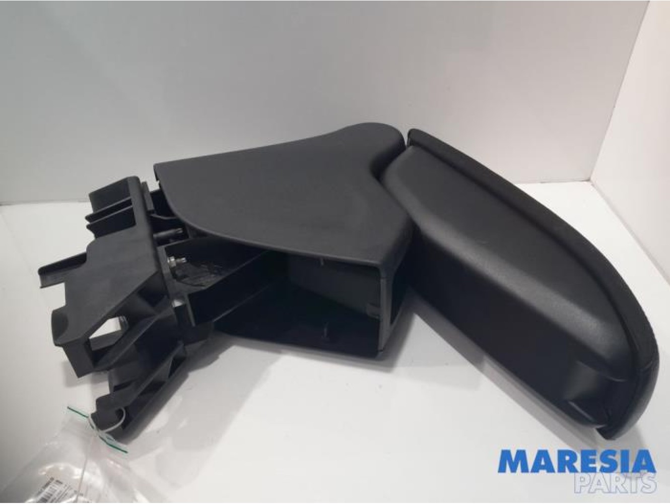 Citroen - DS3 - Armrest