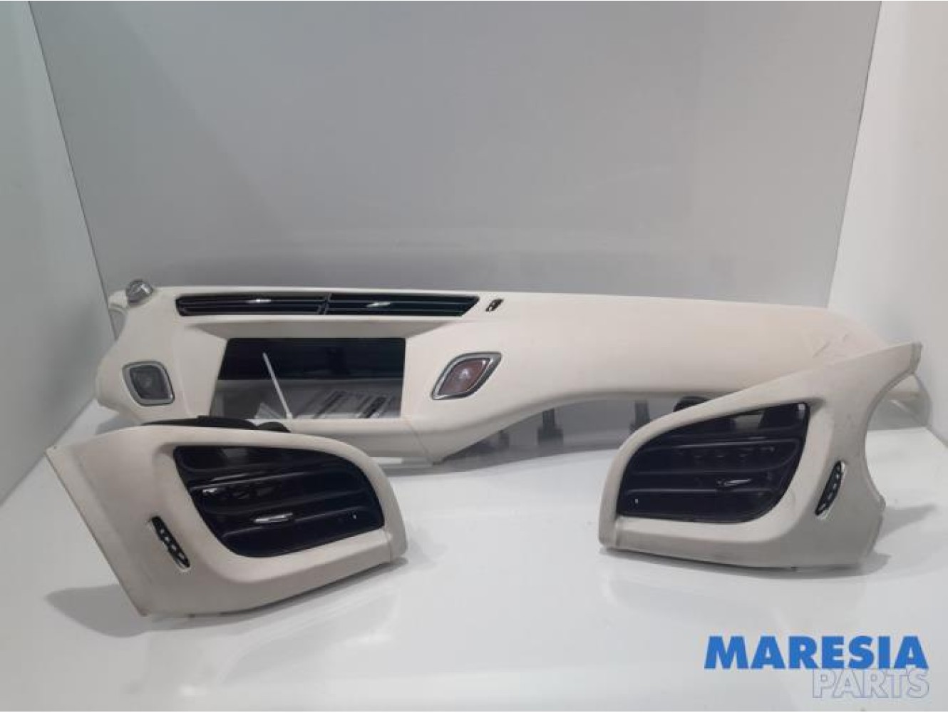 Citroen - DS3 - Dashboard sierlijst
