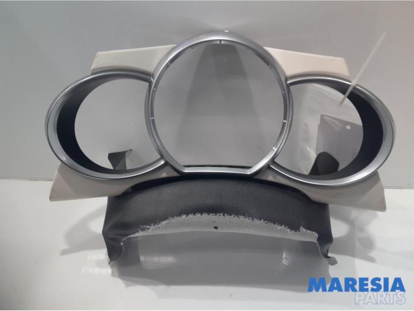 Citroen - DS3 - Dashboard frame