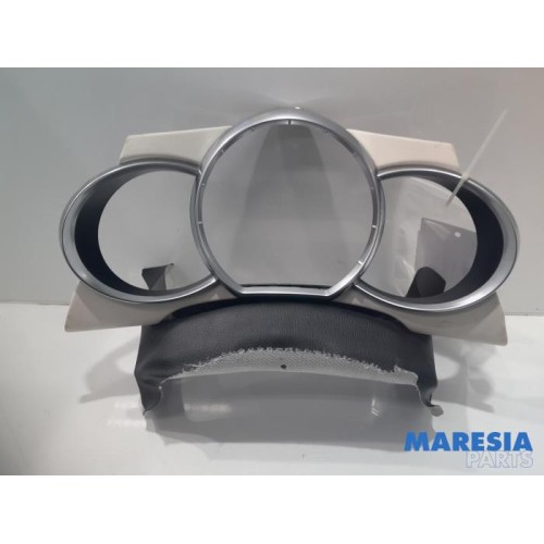 Citroen - DS3 - Dashboard frame